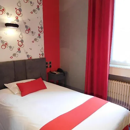 Hotel Contact - Des Deux Moulins 3*