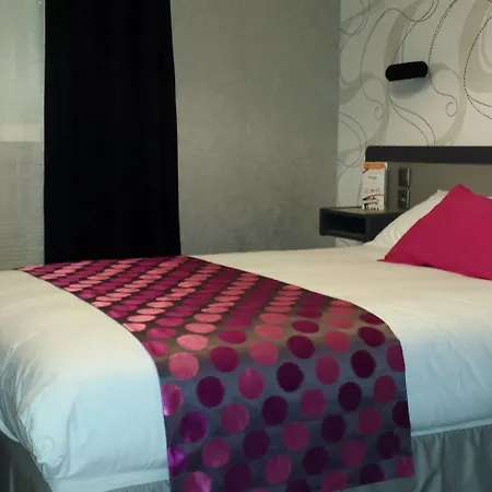 Hotel Contact - Des Deux Moulins 3*